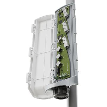 سوئیچ هیبرید بیرونی MikroTik GPERx6